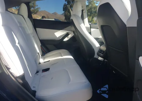 2021 Tesla Model Y Standard Range Rear-Wheel Drive from USA, damaged, VIN 5YJYGDED5MF113905